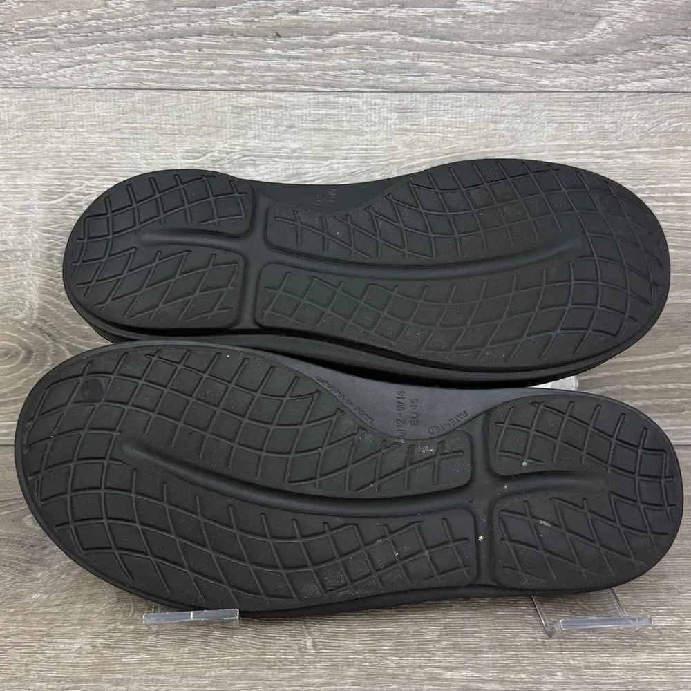 Oofos Oocloog Men's Sz 12/Women’s 14 Black Oofoam Slip-On Recovery Mules Clogs
